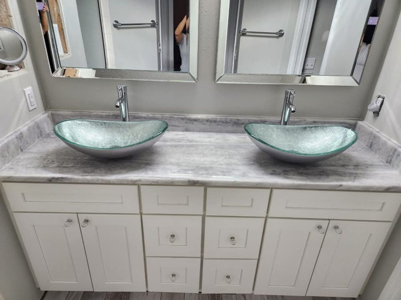 Bathroom stone vanity